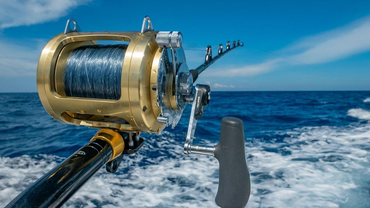 Bass-Boat-Bow-Electronics-Mounts